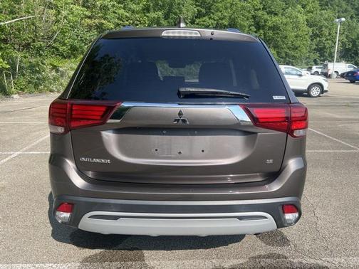 2020 Mitsubishi Outlander SE