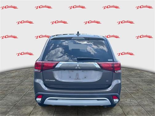 2020 Mitsubishi Outlander SE