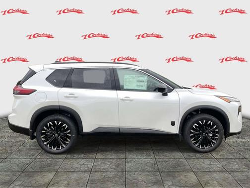 Everest White Pearl Tricoat 2026 Nissan Rogue Dark Armor