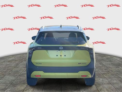 2026 Nissan Kicks SR