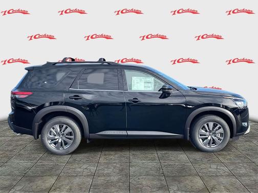 2025 Nissan Pathfinder SV 4WD