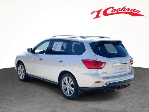 2018 Nissan Pathfinder SL