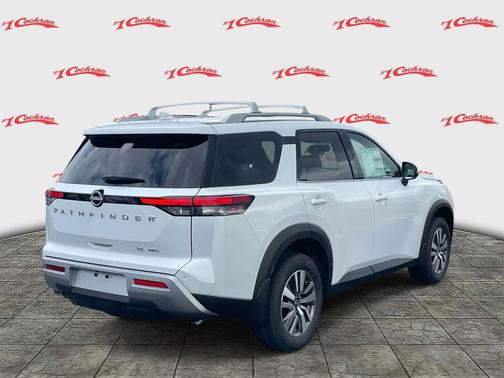 2025 Nissan Pathfinder SL 4WD