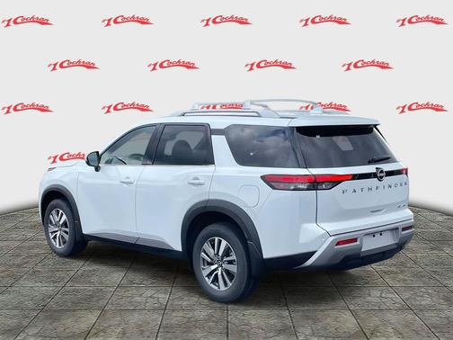 2025 Nissan Pathfinder SL 4WD