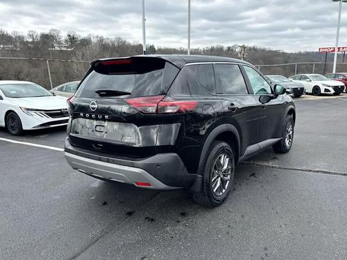 2023 Nissan Rogue S