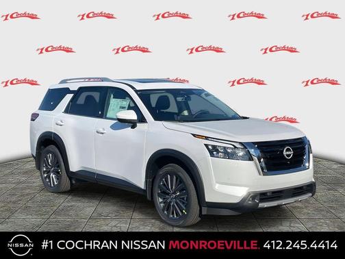 2025 Nissan Pathfinder SL 4WD