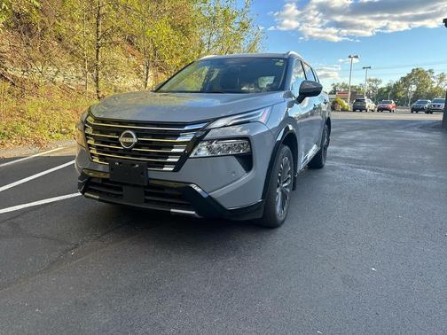 2024 Nissan Rogue Platinum