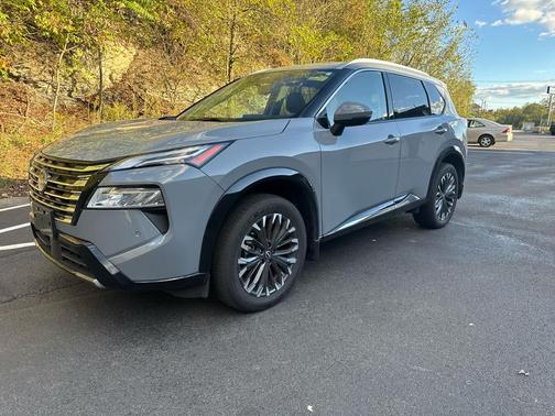 2024 Nissan Rogue Platinum
