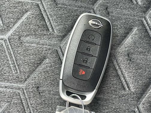 Gun Metallic 2026 Nissan Kicks SV