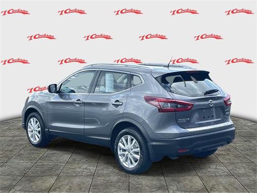 2022 Nissan Rogue Sport SV
