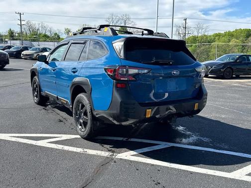 Geyser Blue 2024 Subaru Outback Wilderness