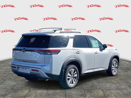 2025 Nissan Pathfinder SL 4WD
