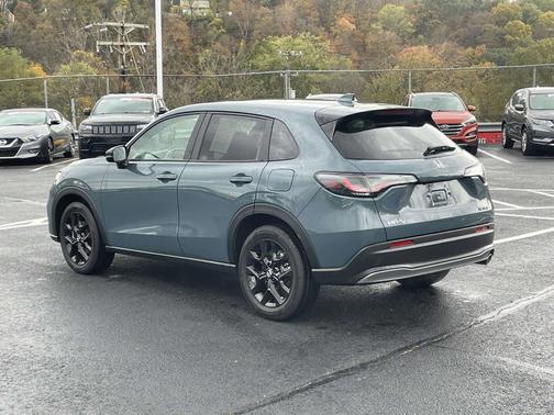 2025 Honda HR-V Sport