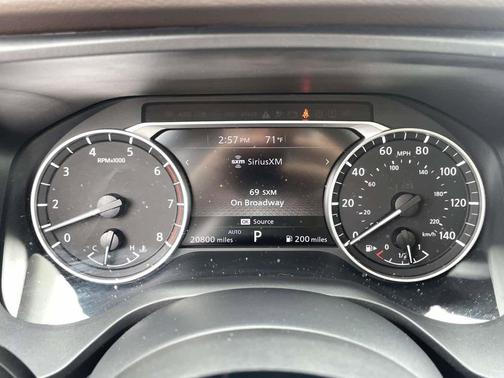 Pearl White Tricoat 2023 Nissan Rogue SV