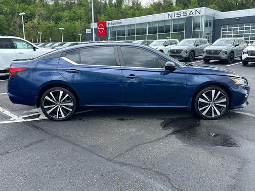 Deep Blue Pearl 2021 Nissan Altima SR Intelligent AWD