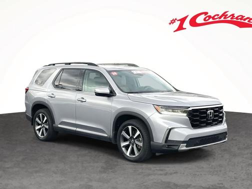 2024 Honda Pilot Touring 8-Passenger