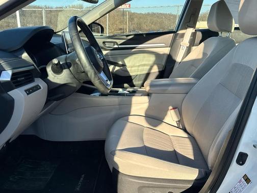 2019 Nissan Altima 2.5 SV