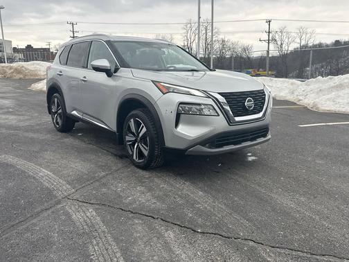 2021 Nissan Rogue SL