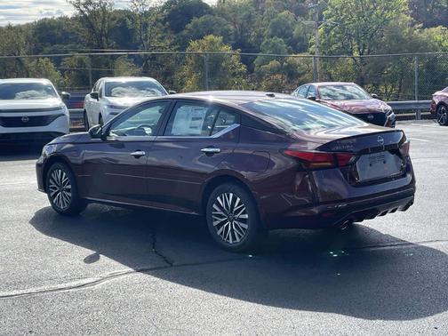 2025 Nissan Altima SV AWD