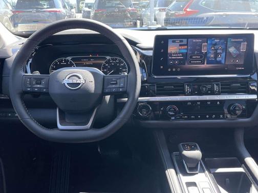 Super Black 2026 Nissan Pathfinder SV