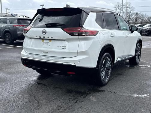 2025 Nissan Rogue Platinum