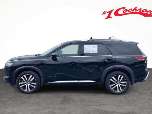 2025 Nissan Pathfinder Platinum 4WD