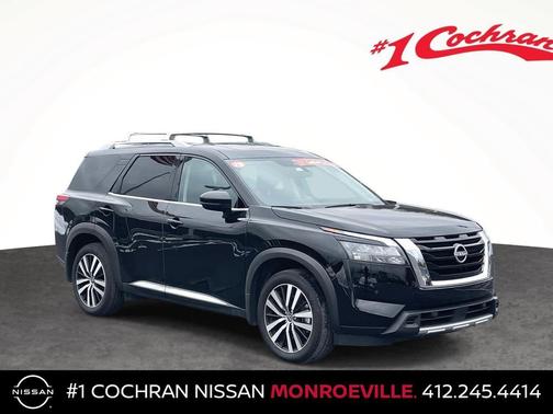 2025 Nissan Pathfinder Platinum 4WD