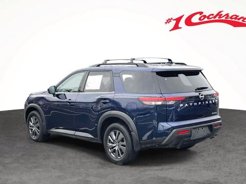 2022 Nissan Pathfinder SV 4WD