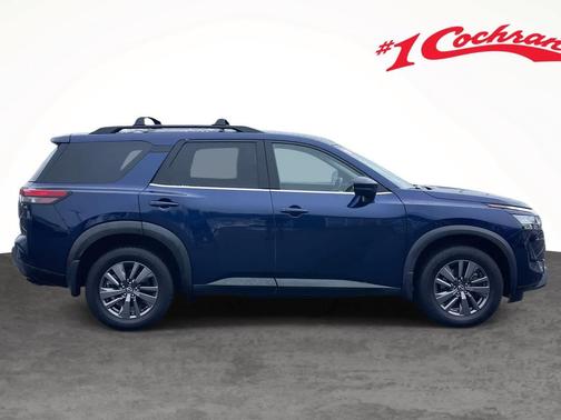 2022 Nissan Pathfinder SV 4WD