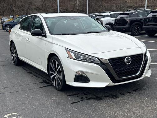 2020 Nissan Altima SR Intelligent AWD