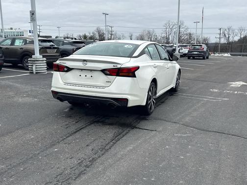 2020 Nissan Altima SR Intelligent AWD