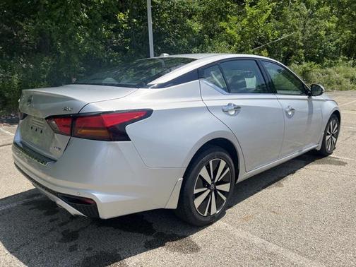 2020 Nissan Altima 2.5 SV