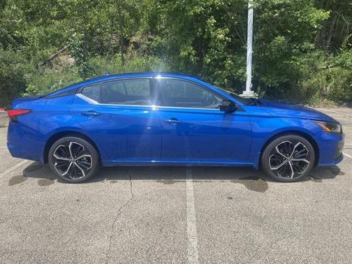 2025 Nissan Altima 2.5 SR