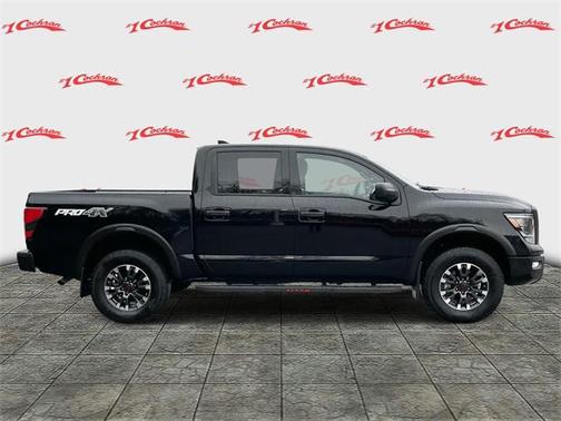 2024 Nissan Titan PRO-4X