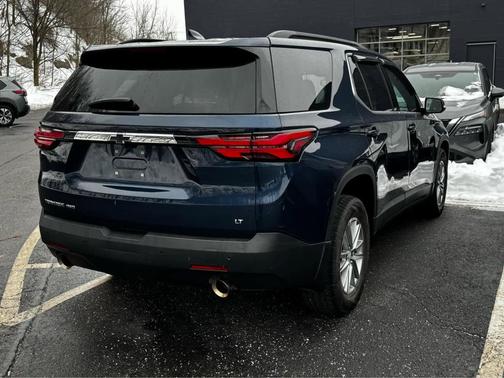 2022 Chevrolet Traverse LT Cloth