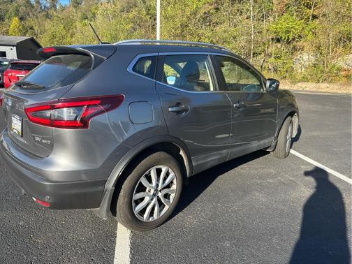 2020 Nissan Rogue Sport SV