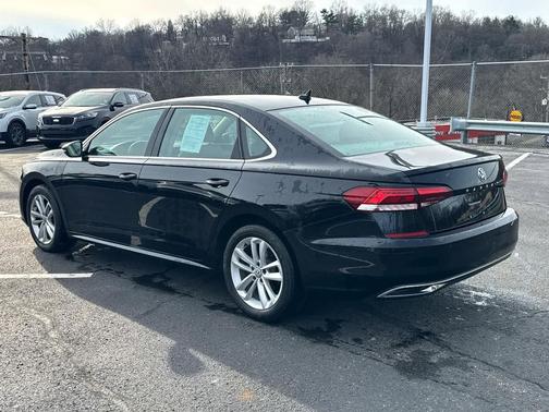 2020 Volkswagen Passat 2.0T SE