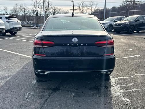2020 Volkswagen Passat 2.0T SE