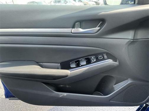 2025 Nissan Altima 2.5 SL