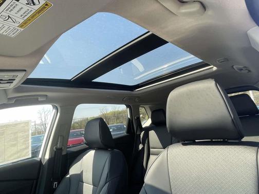 Everest White Pearl Tricoat 2026 Nissan Rogue Dark Armor