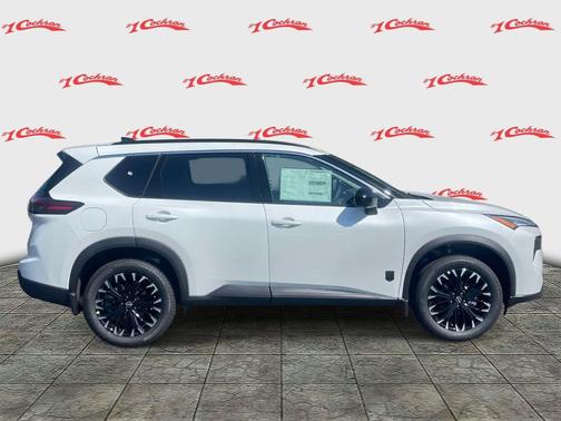 Everest White Pearl Tricoat 2026 Nissan Rogue Dark Armor
