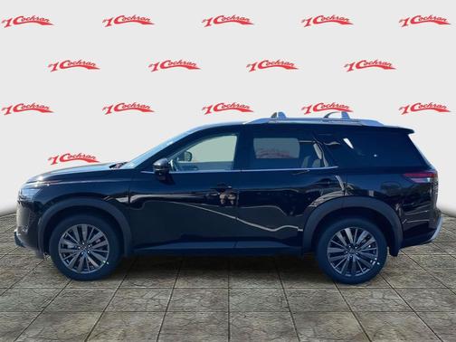 2025 Nissan Pathfinder SL 4WD