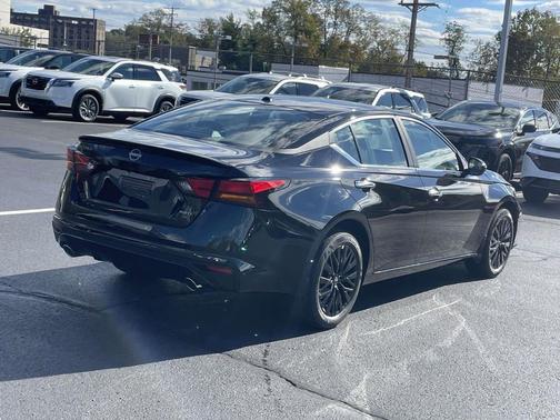 2025 Nissan Altima SV AWD