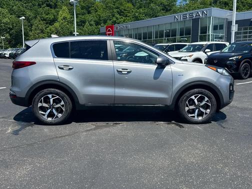 Steel Gray 2022 Kia Sportage LX