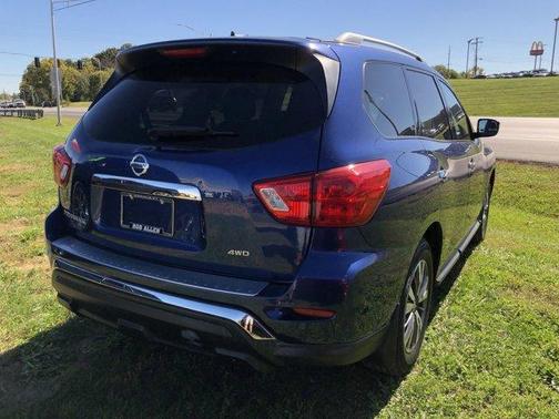 2017 Nissan Pathfinder S
