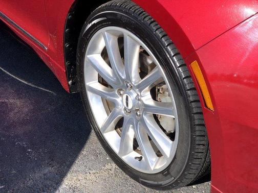 2014 Lincoln MKZ Base