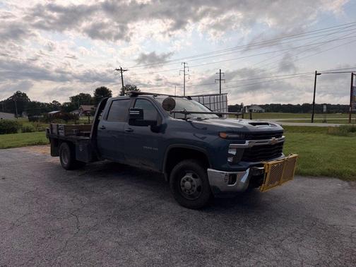 Lakeshore Blue Metallic 2025 Chevrolet Silverado 3500 LT