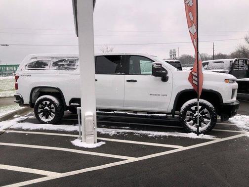 2020 Chevrolet Silverado 2500 Custom