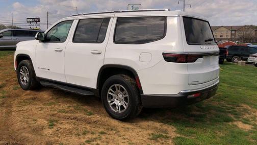 Bright White Clearcoat 2022 Jeep Wagoneer Series I