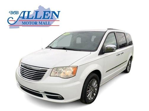 2014 Chrysler Town & Country Touring-L